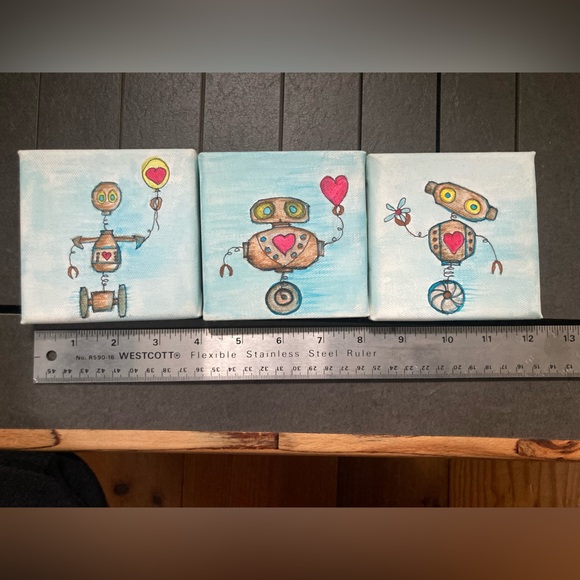 3 small paintings  — a robot triptych in acrylic on canvas - Picture 3 of 7